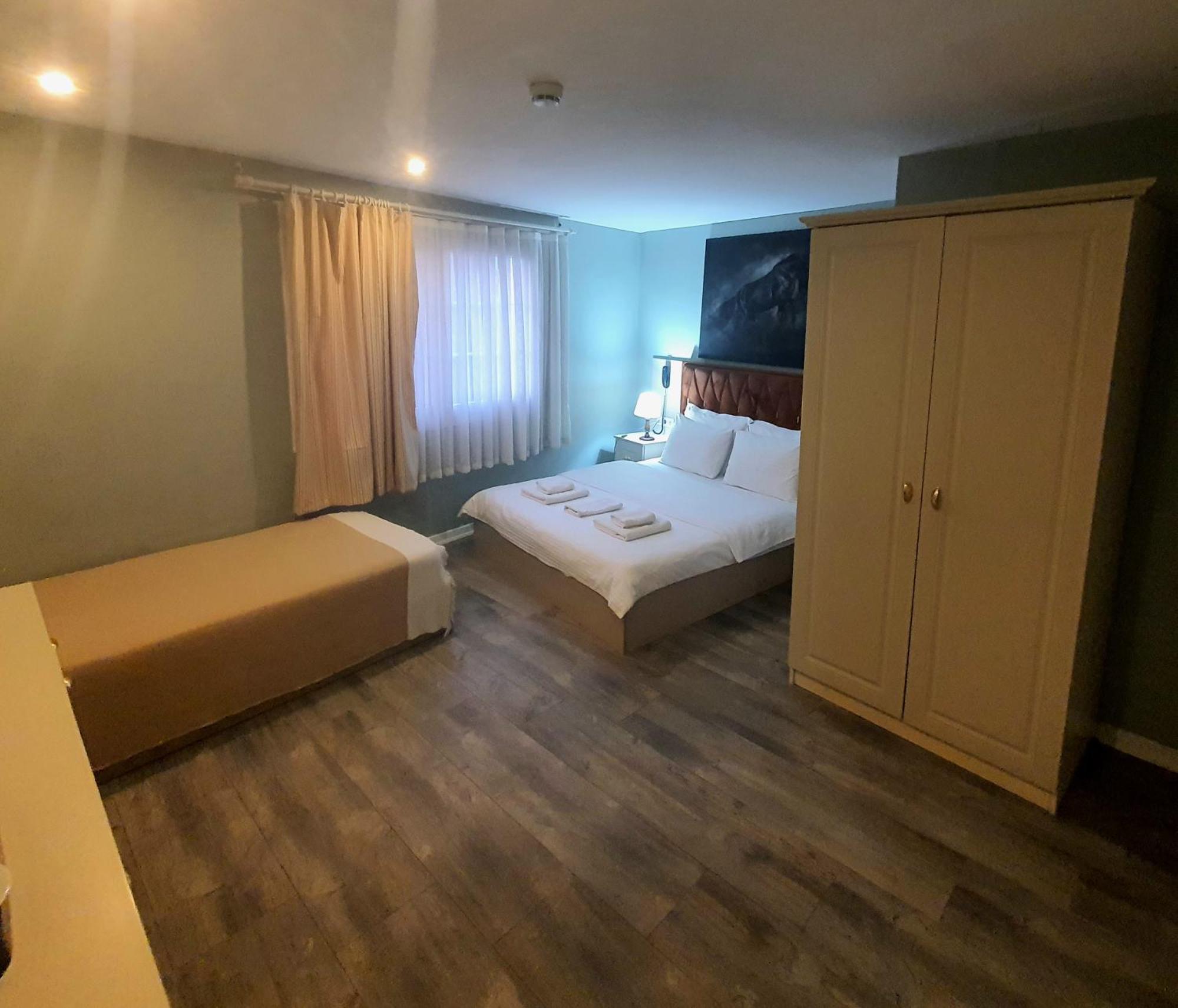 St945 Palas Otel İzmir Buitenkant foto